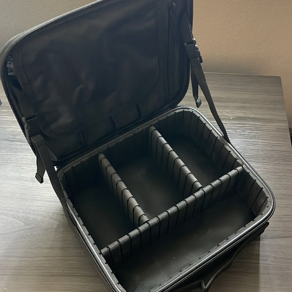 Cosmetic Case - Picture 2 of 8